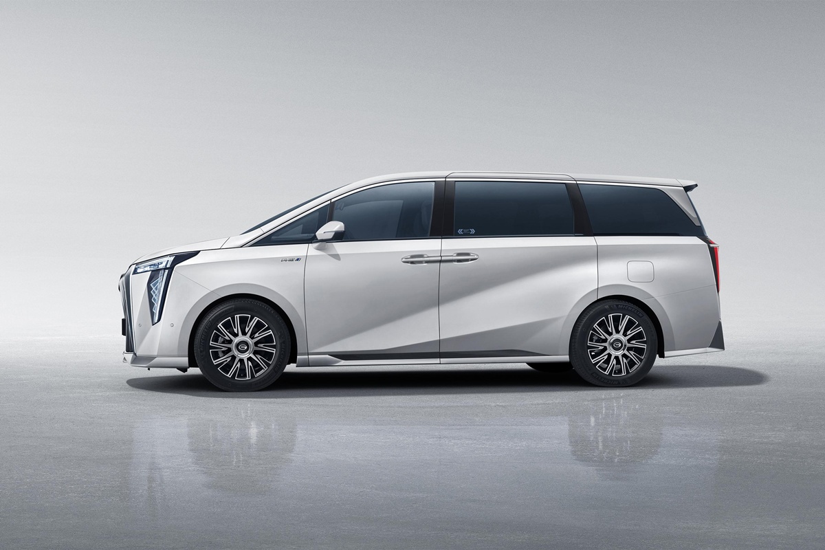 GAC M8 PHEV