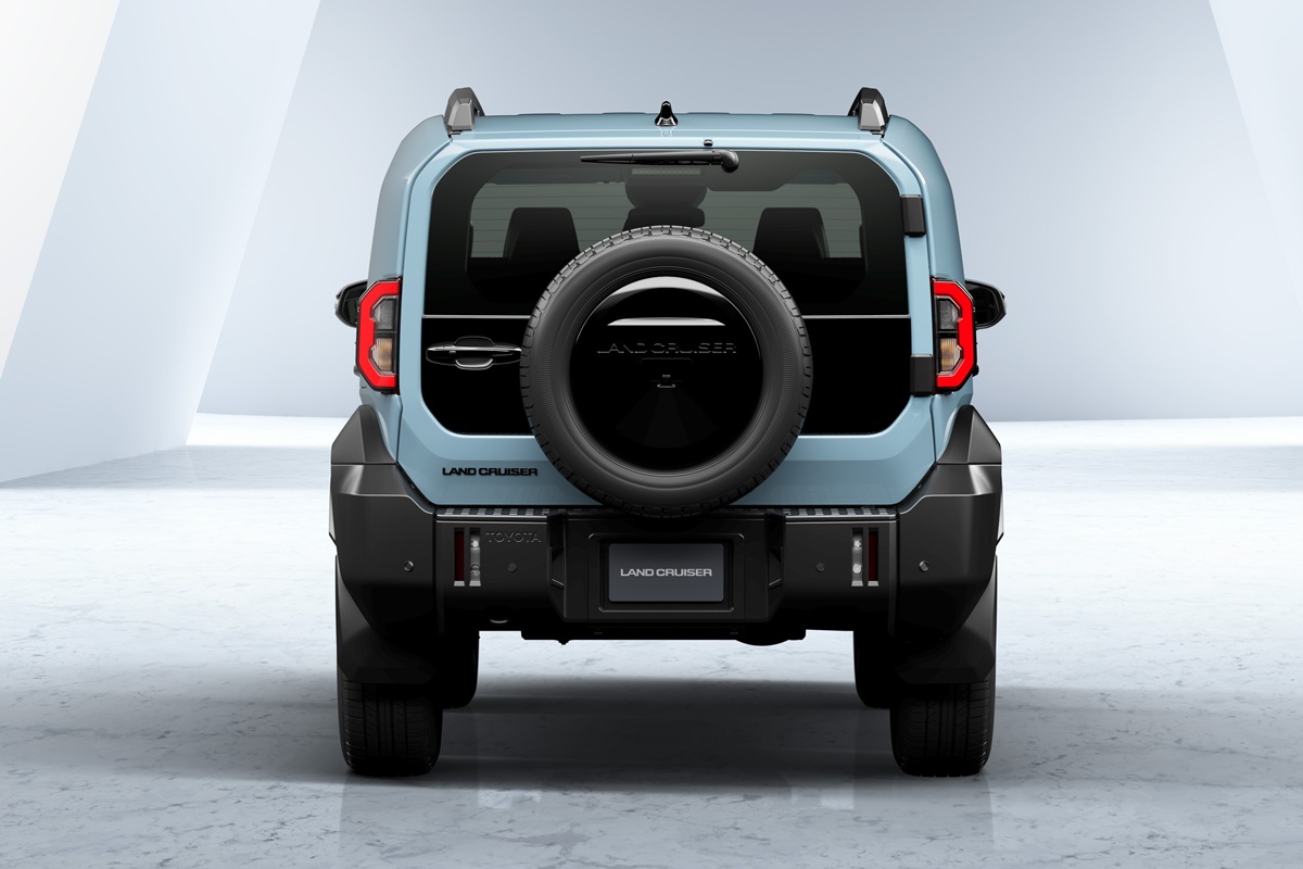 Toyota LAND CRUISER FJ