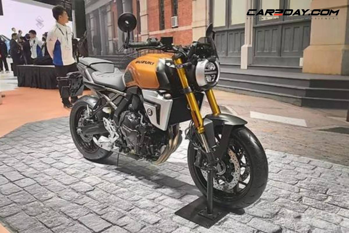 show-model-suzuki-gsx-8t-and-8tt (6)