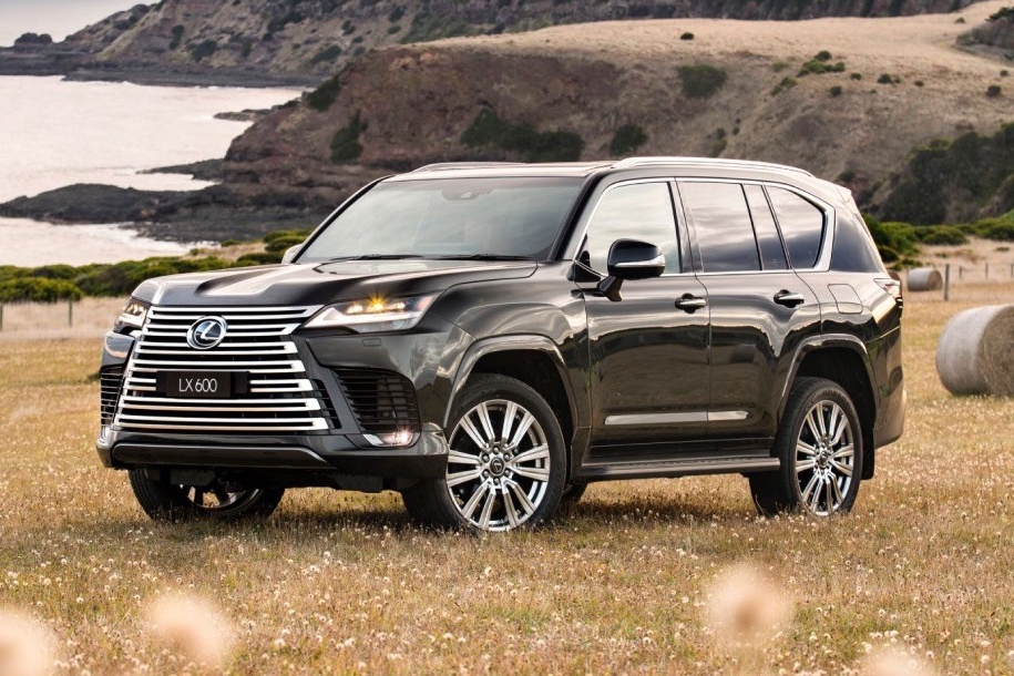 LEXUS LX