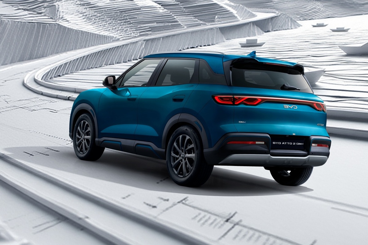 BYD ATTO 2 DM-i