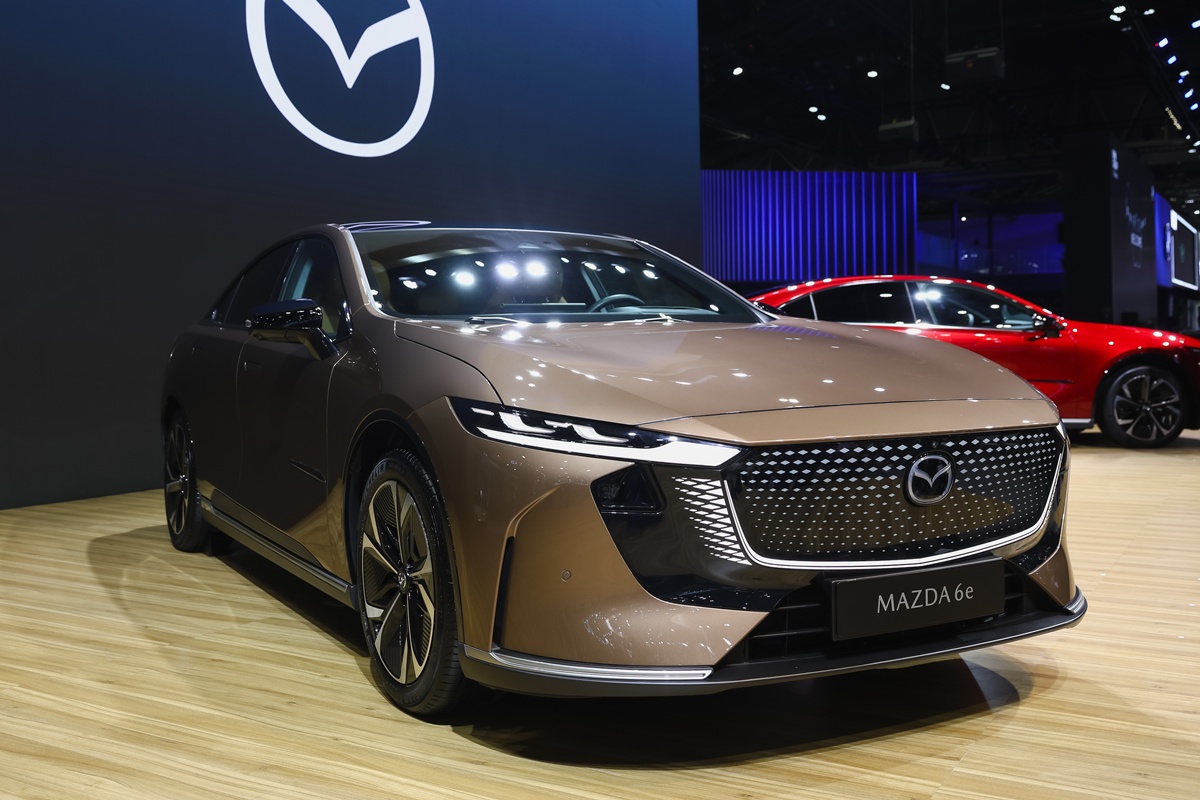 Mazda 6e