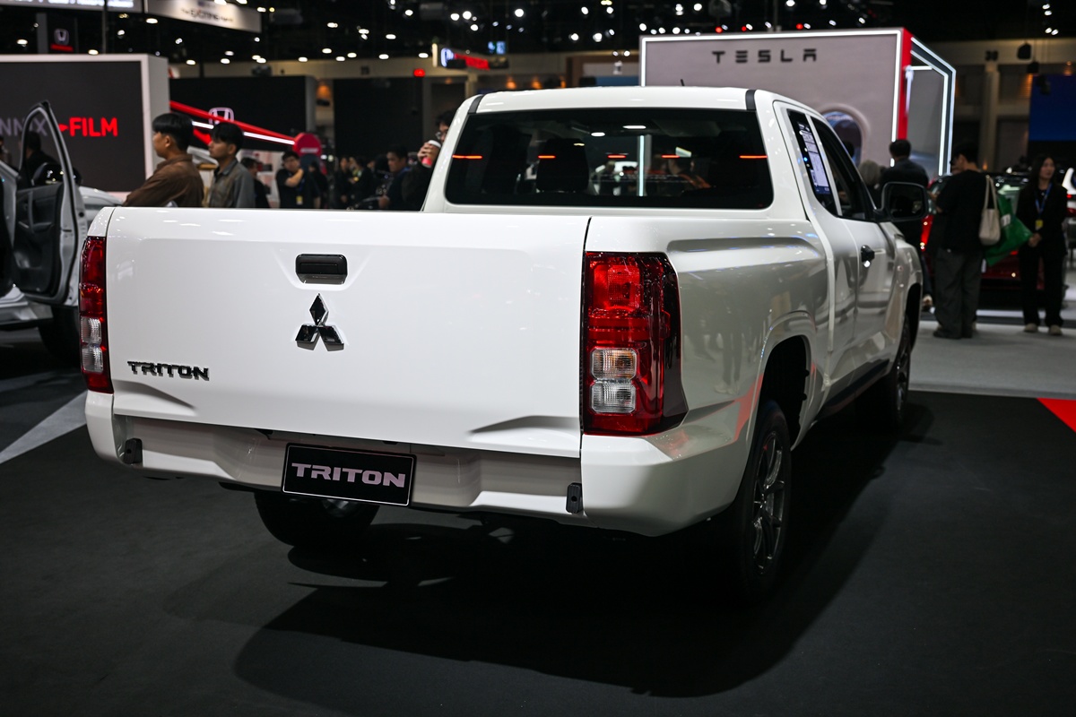 Mitsubishi Triton STREET