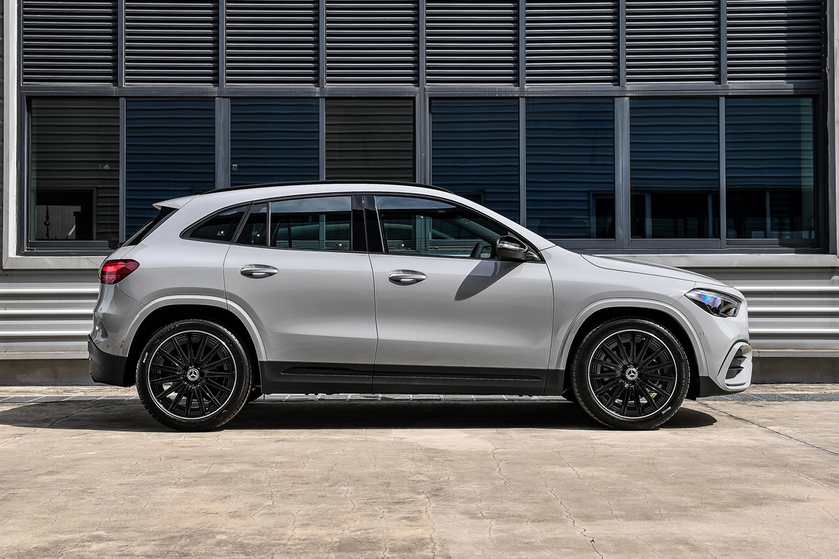 Mercedes-Benz GLA 200 Night Edition
