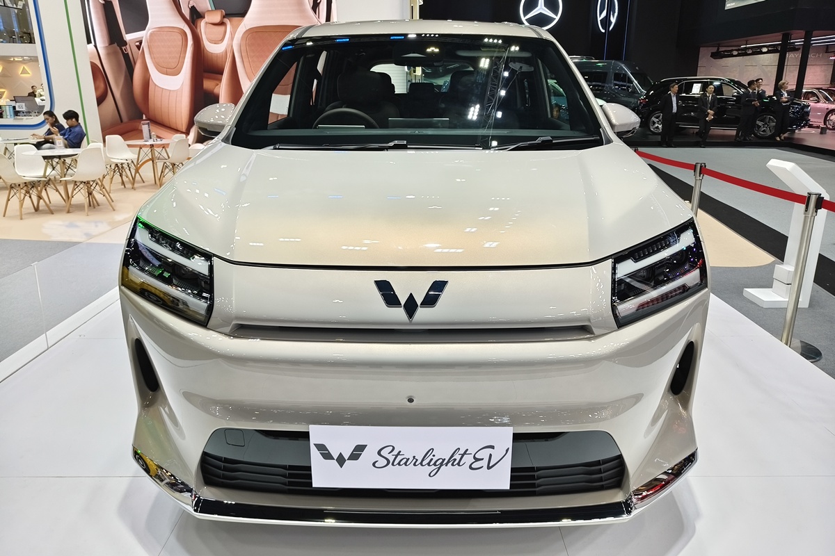 WULING STARLIGHT EV