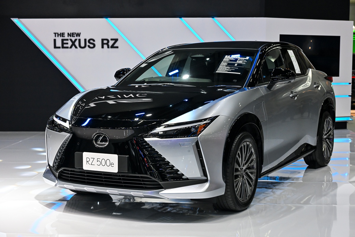 LEXUS RZ