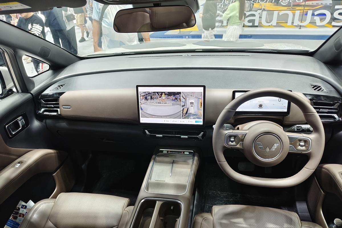 WULING STARLIGHT EV