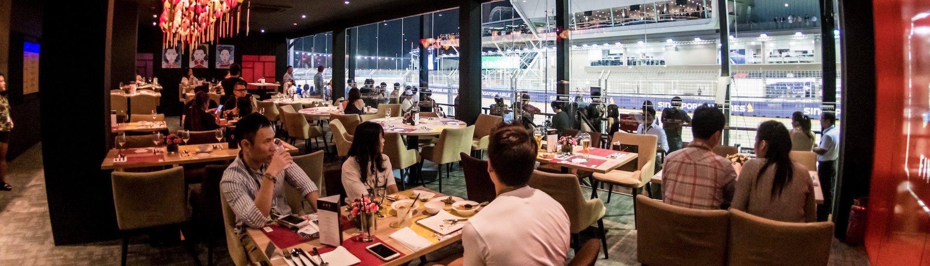 ราคาบัตร F1 ไทย แบบ Shared Hospitality