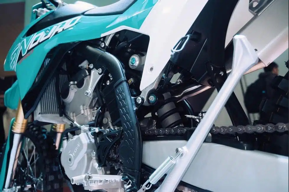 Kove เปิดตัว Enduro 450 250