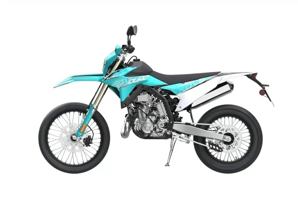 Kove เปิดตัว Enduro 450 250