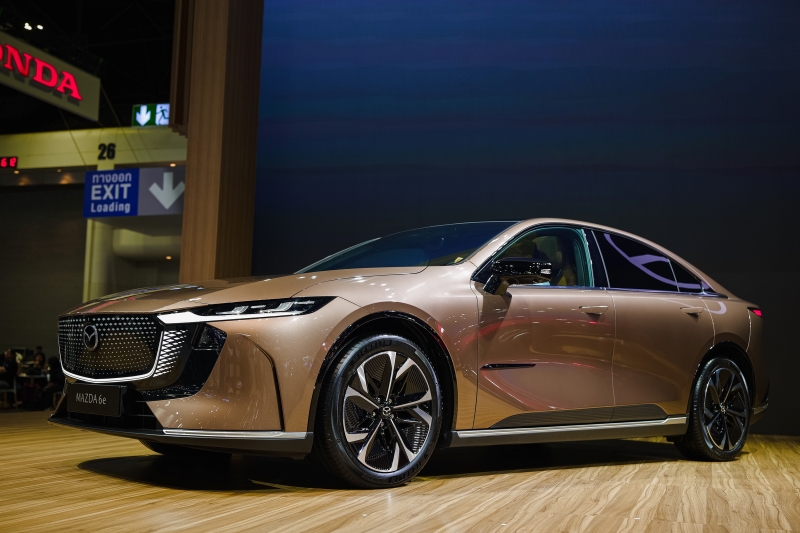 Mazda 6e