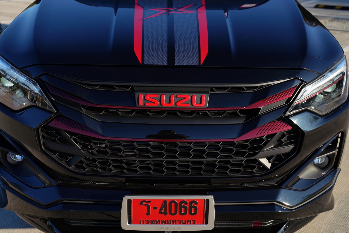 ISUZU
