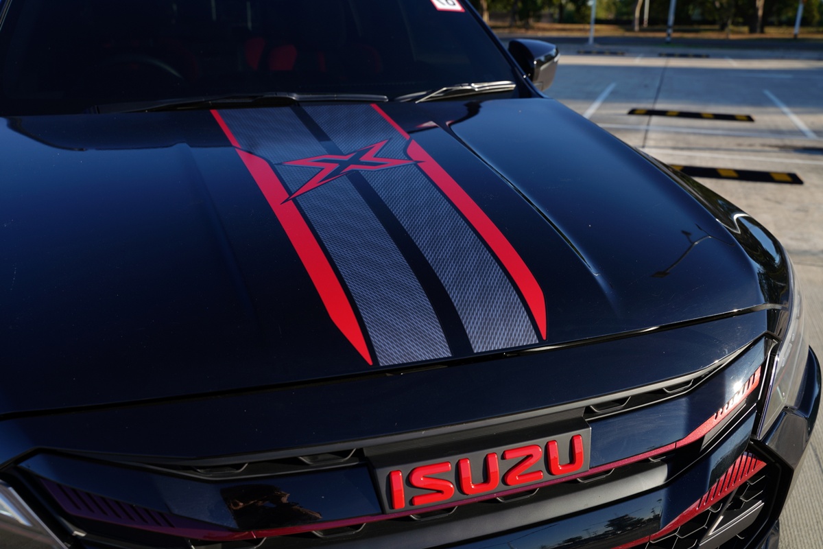 ISUZU