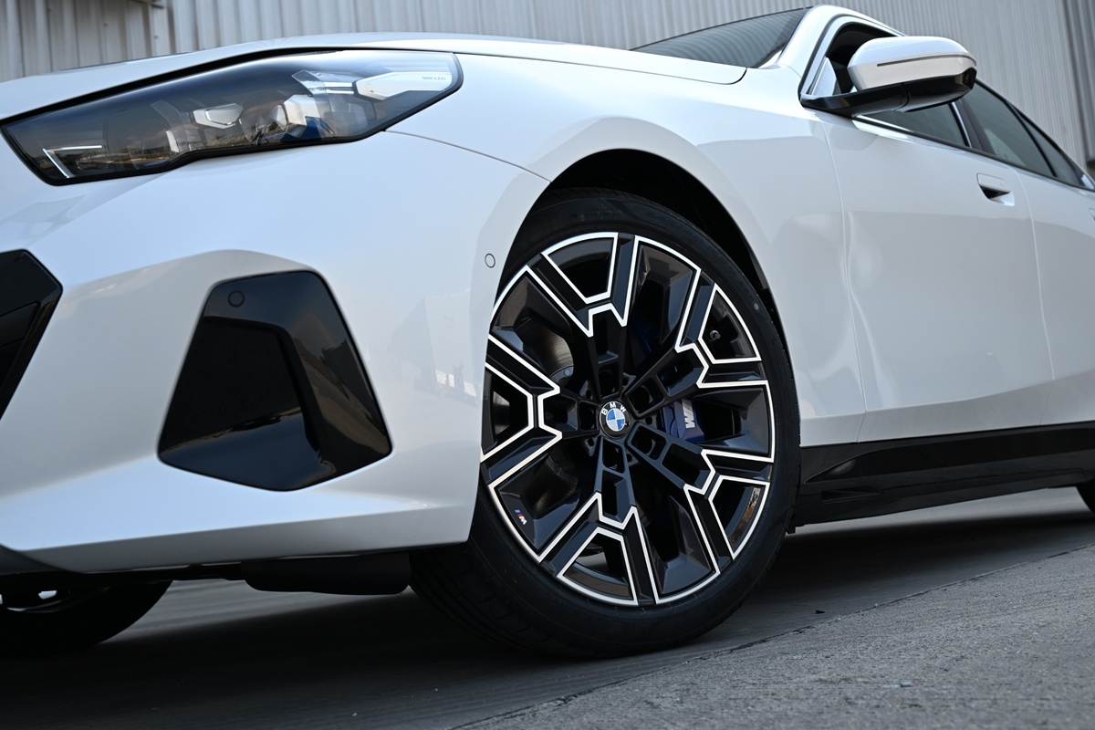 BMW i5 eDrive40 M Sport