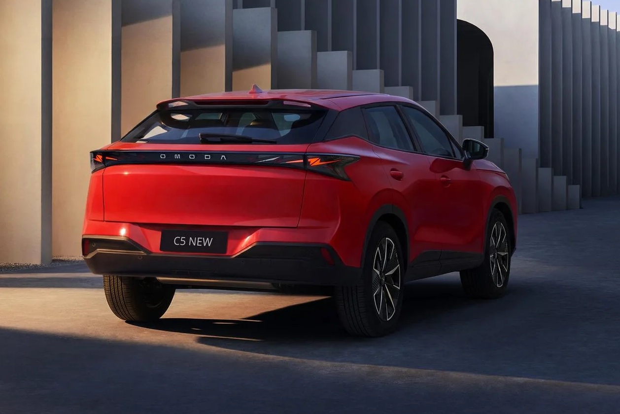 OMODA C5 EV