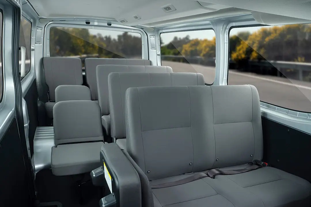 MITSUBISHI VERSA VAN