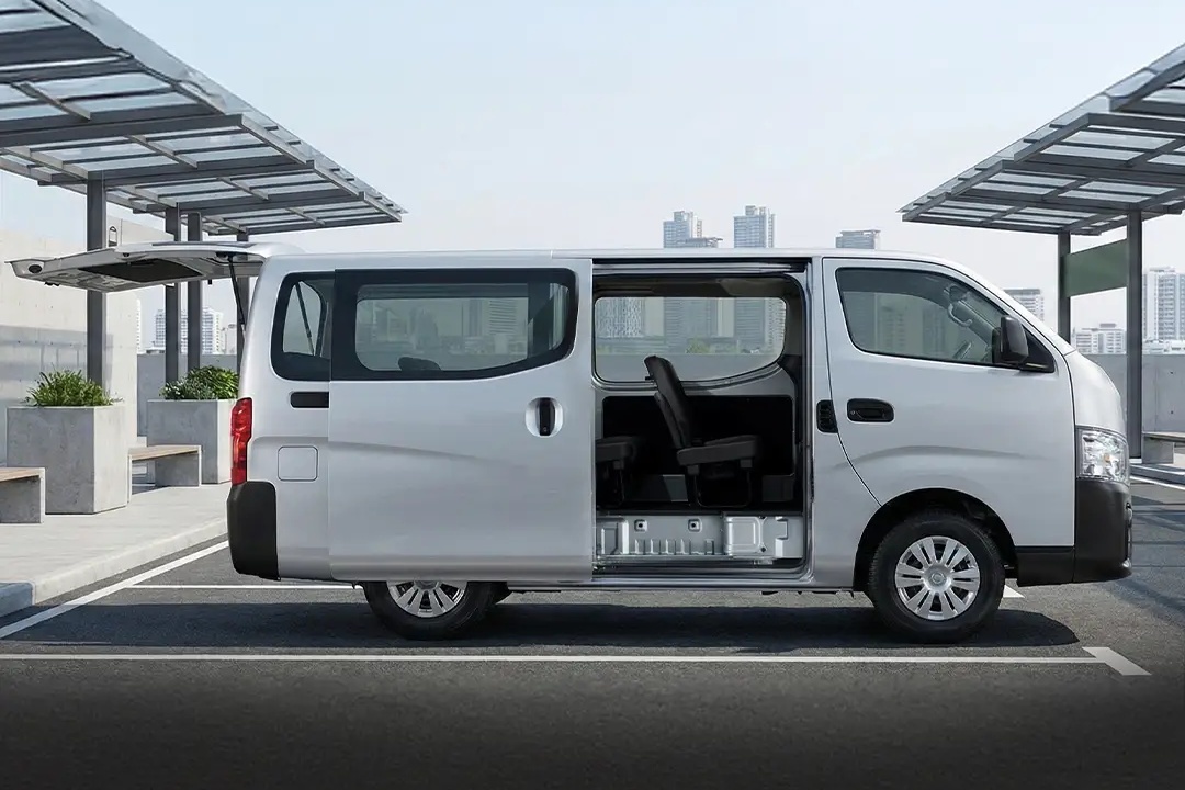 MITSUBISHI VERSA VAN