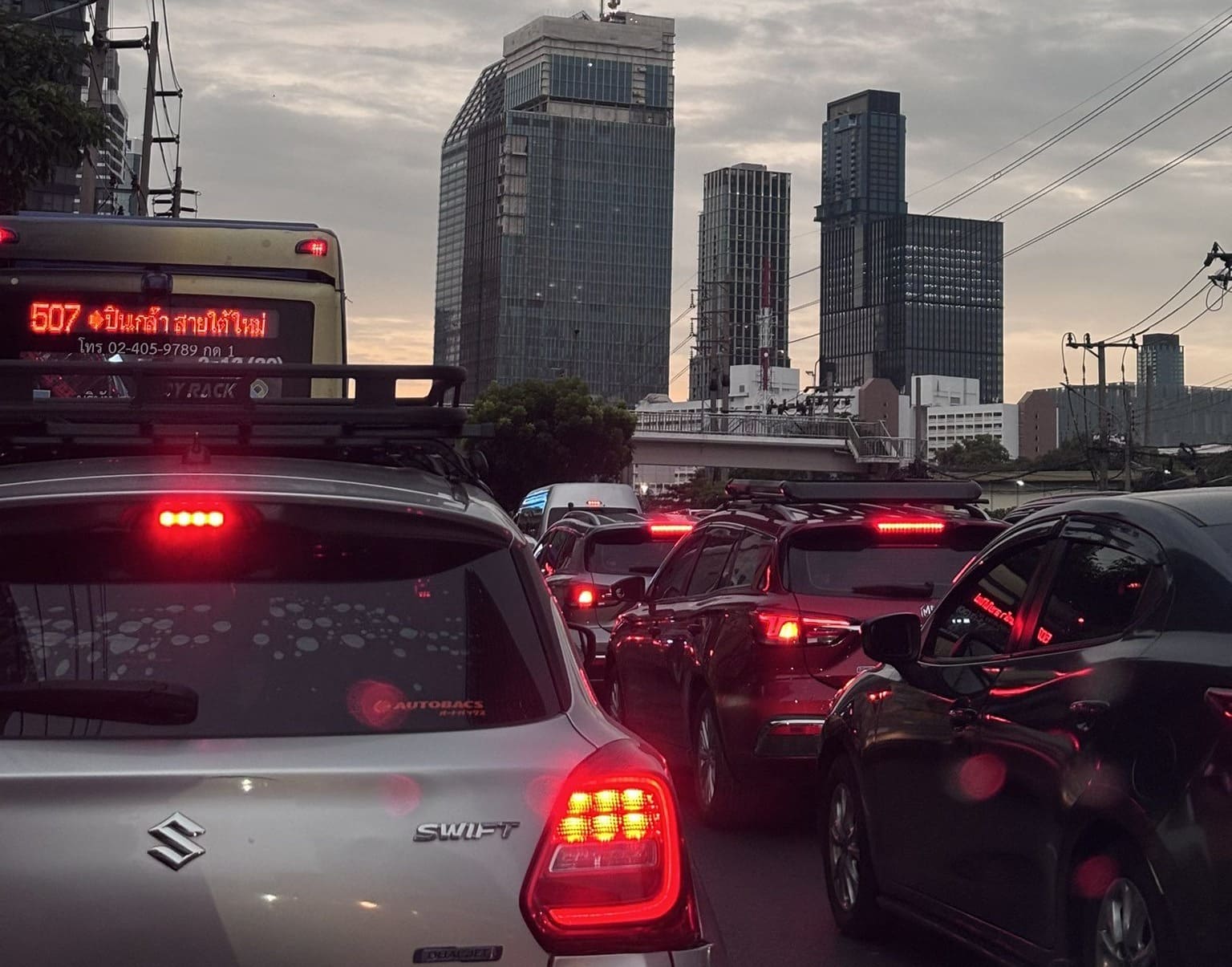 รถติดพระราม 4