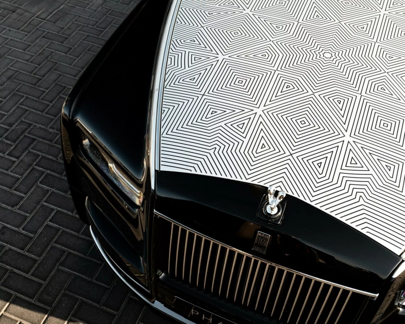 RR Phantom Arabesque