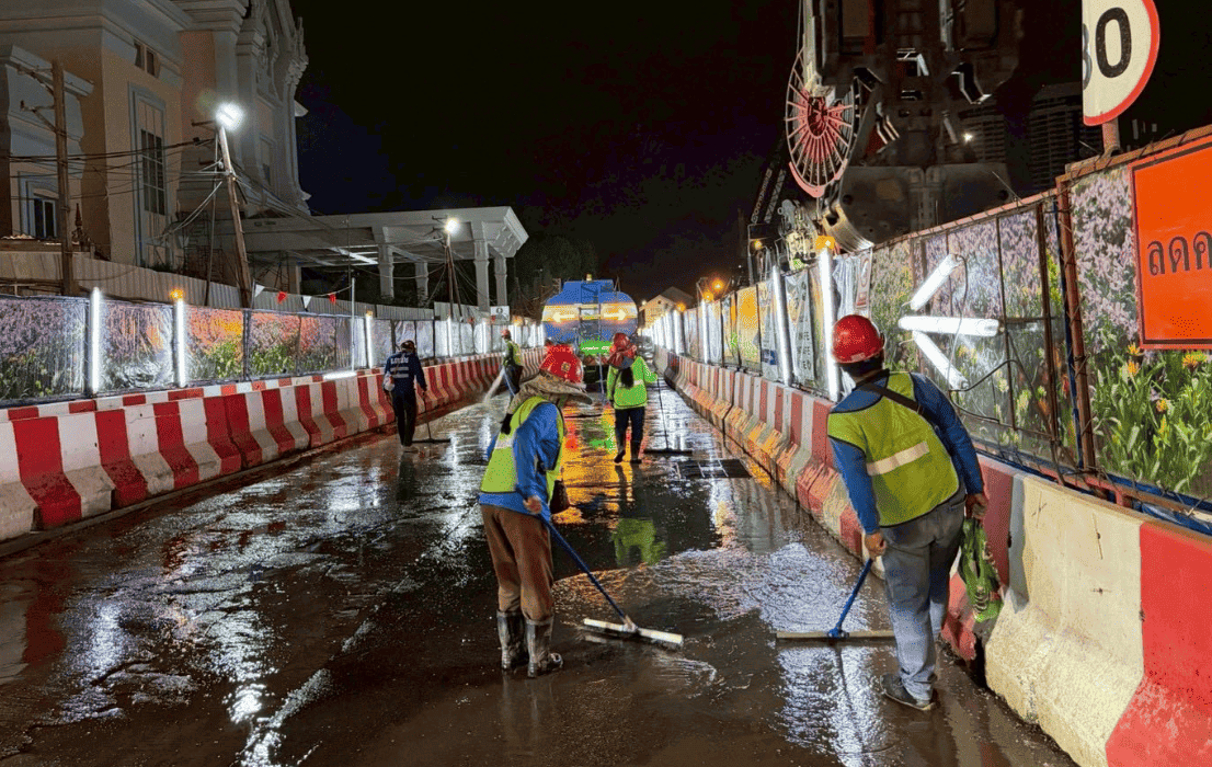 ปิดเบี่ยง ถนนราชดำเนินกลาง