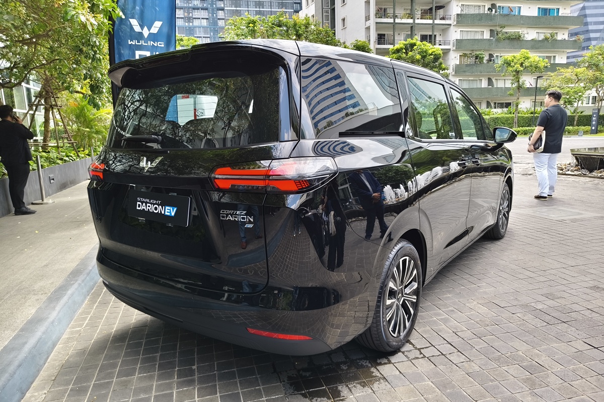 WULING STARLIGHT DARION