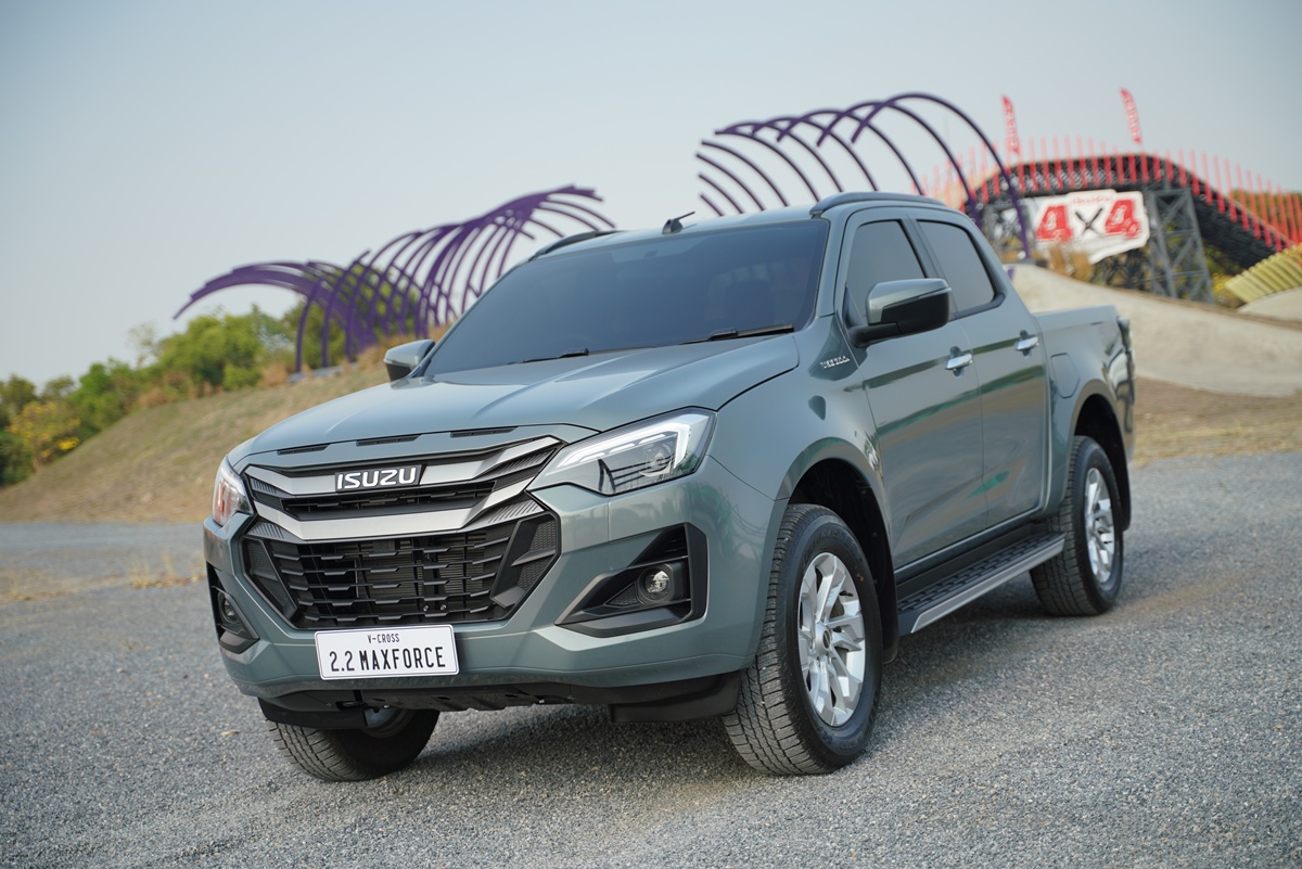 ISUZU V-CROSS 4x4 2026