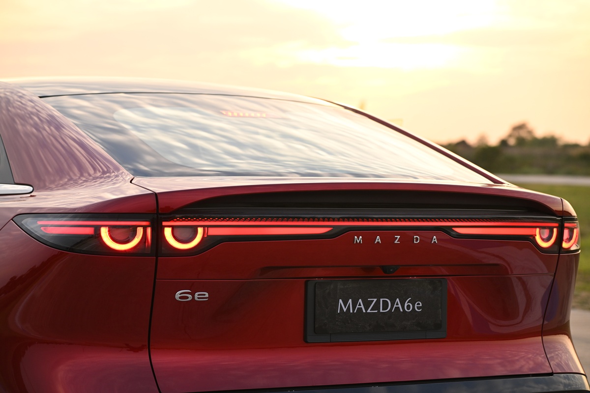 MAZDA 6e 2026