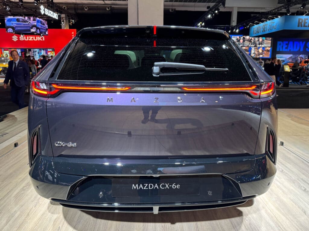 Mazda CX-6e