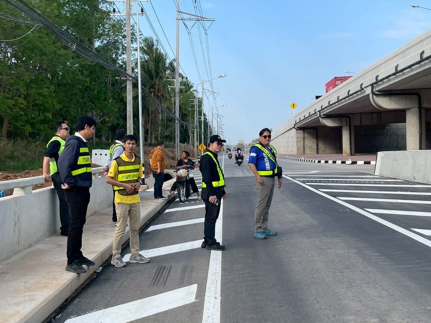 ตรวจสอบ สะพานกลับรถต่างระดับ ถนนเพชรเกษม