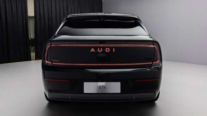 AUDI E7X
