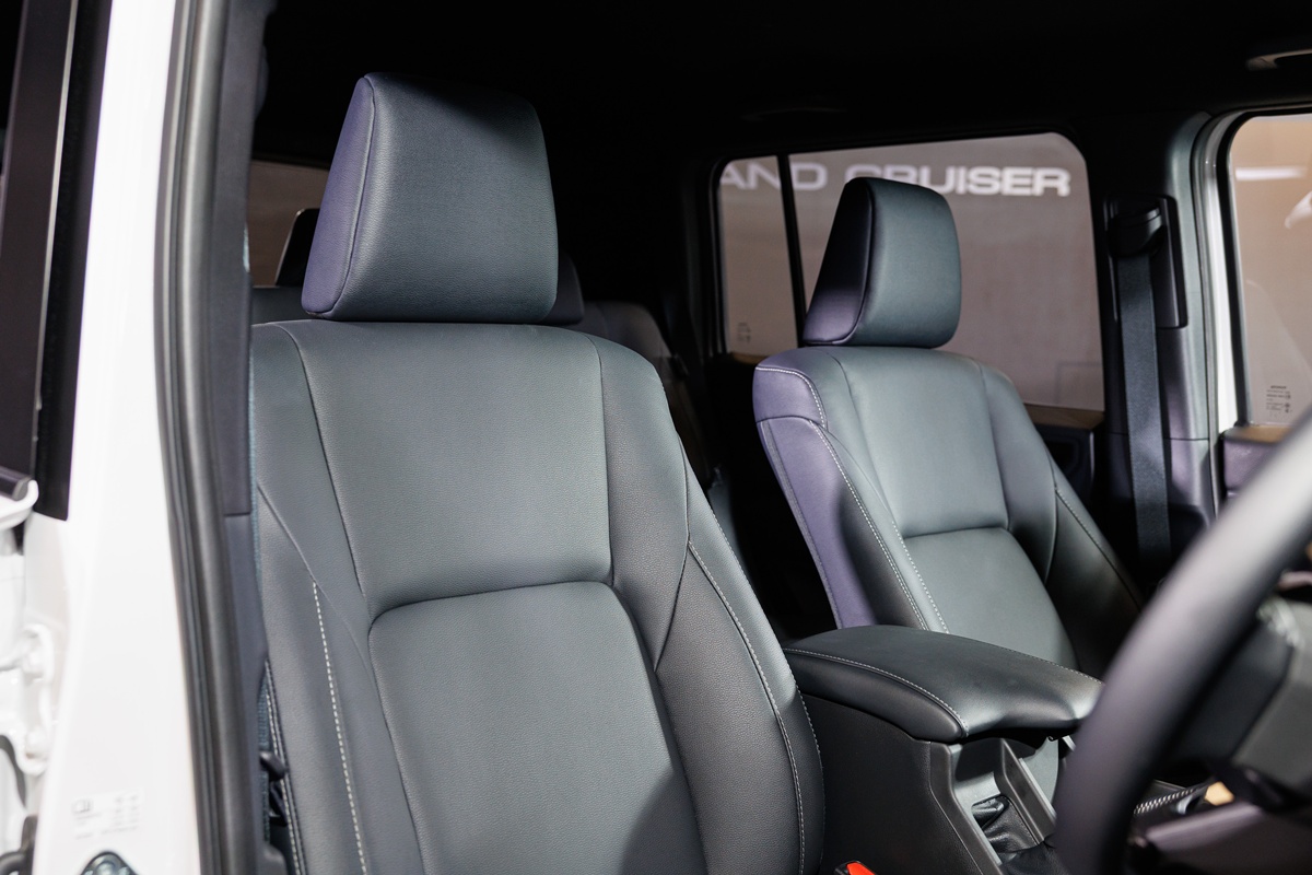 Toyota Land Cruiser FJ