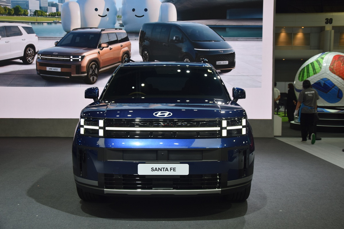 Hyundai SANTA FE HTRAC AWD