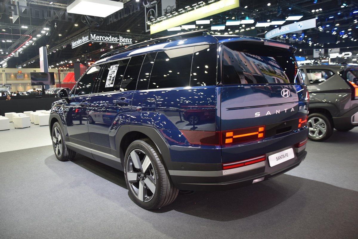 Hyundai SANTA FE HTRAC AWD