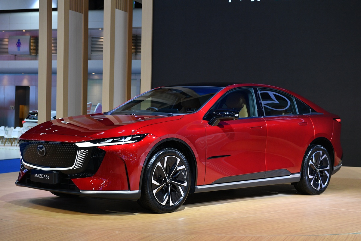 MAZDA 6e