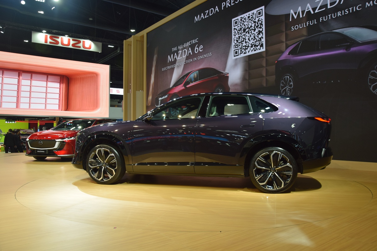 Mazda CX-6e