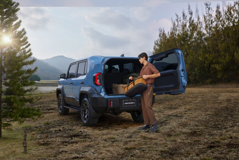 Toyota Land Cruiser FJ