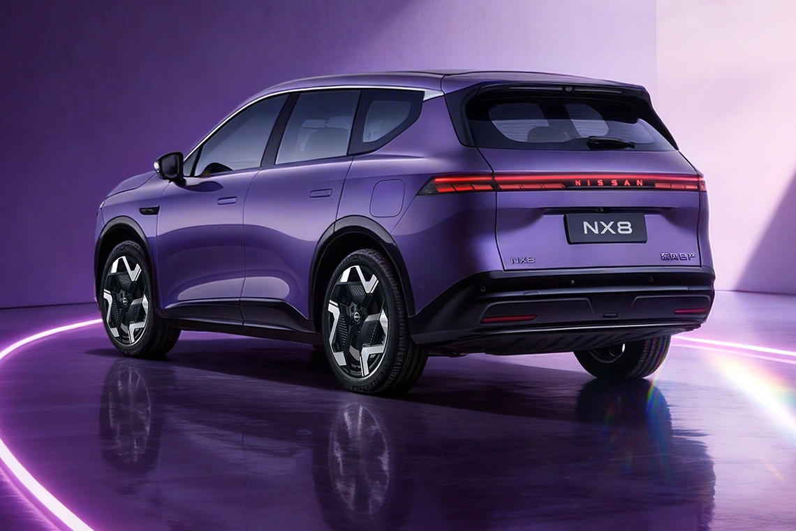Nissan NX8