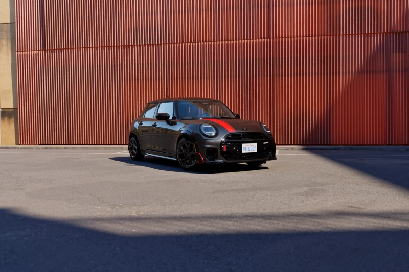 Mini Red Line Edition