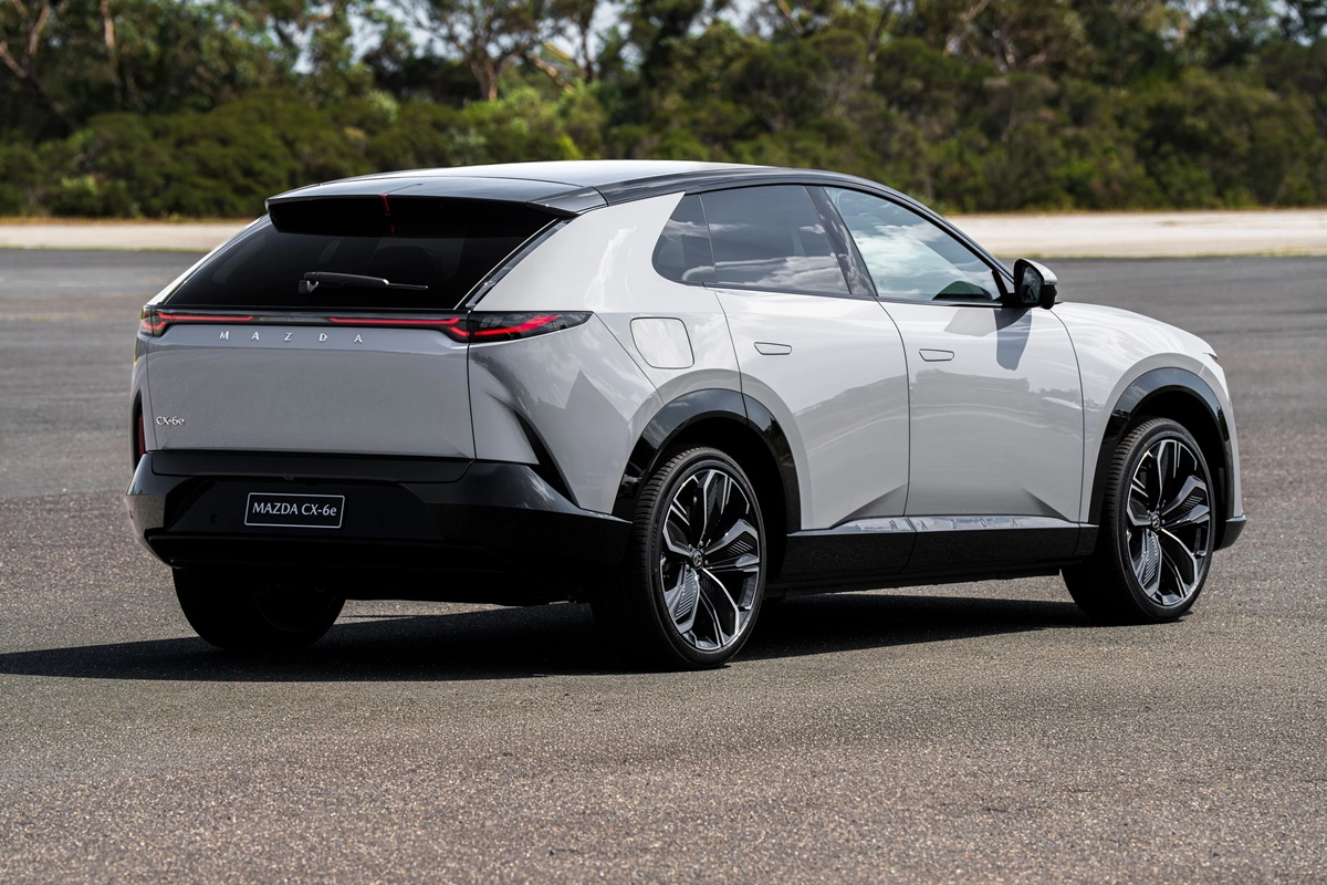 Mazda CX-6e