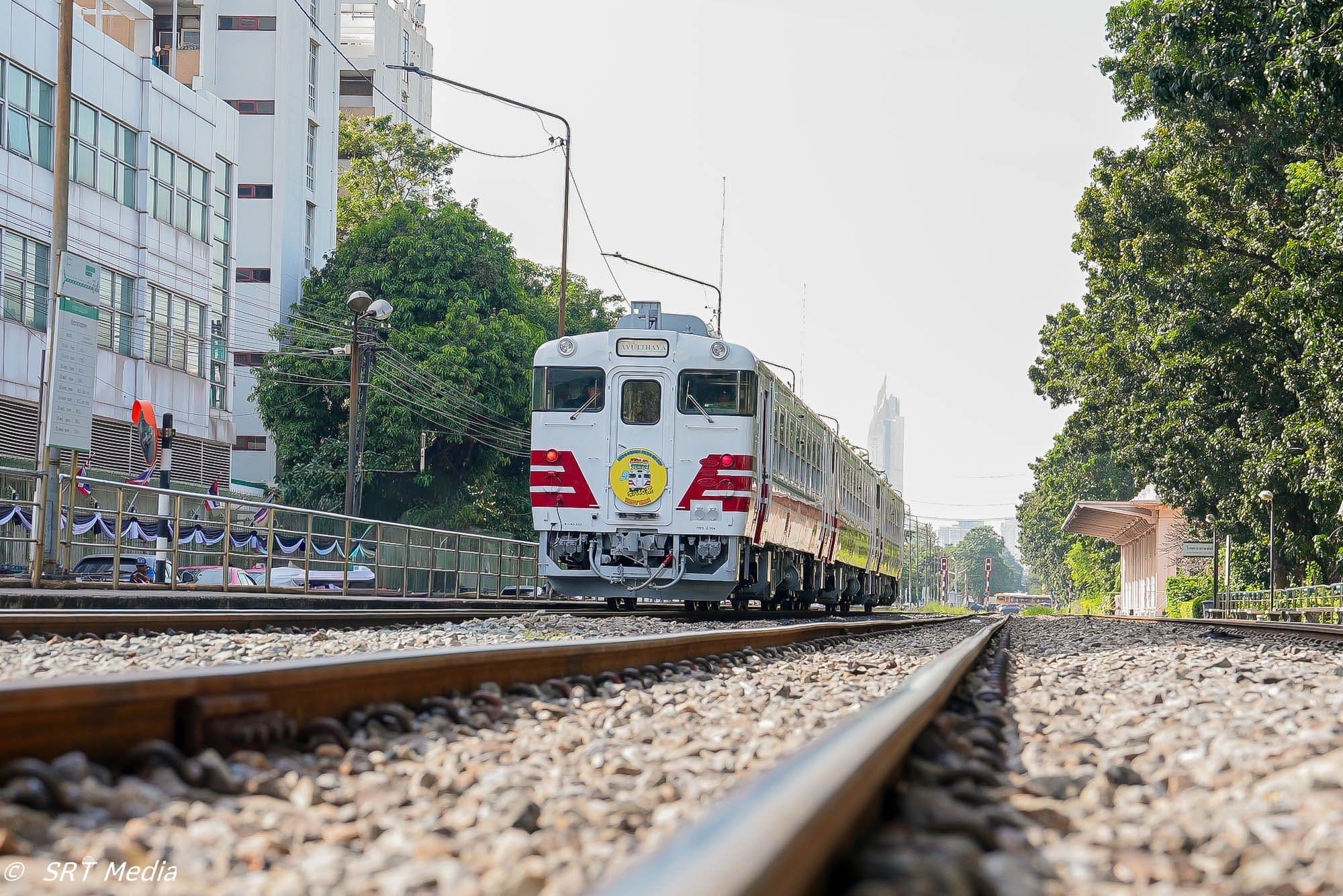 เปิดตัว KIHA 40 และ KIHA 48