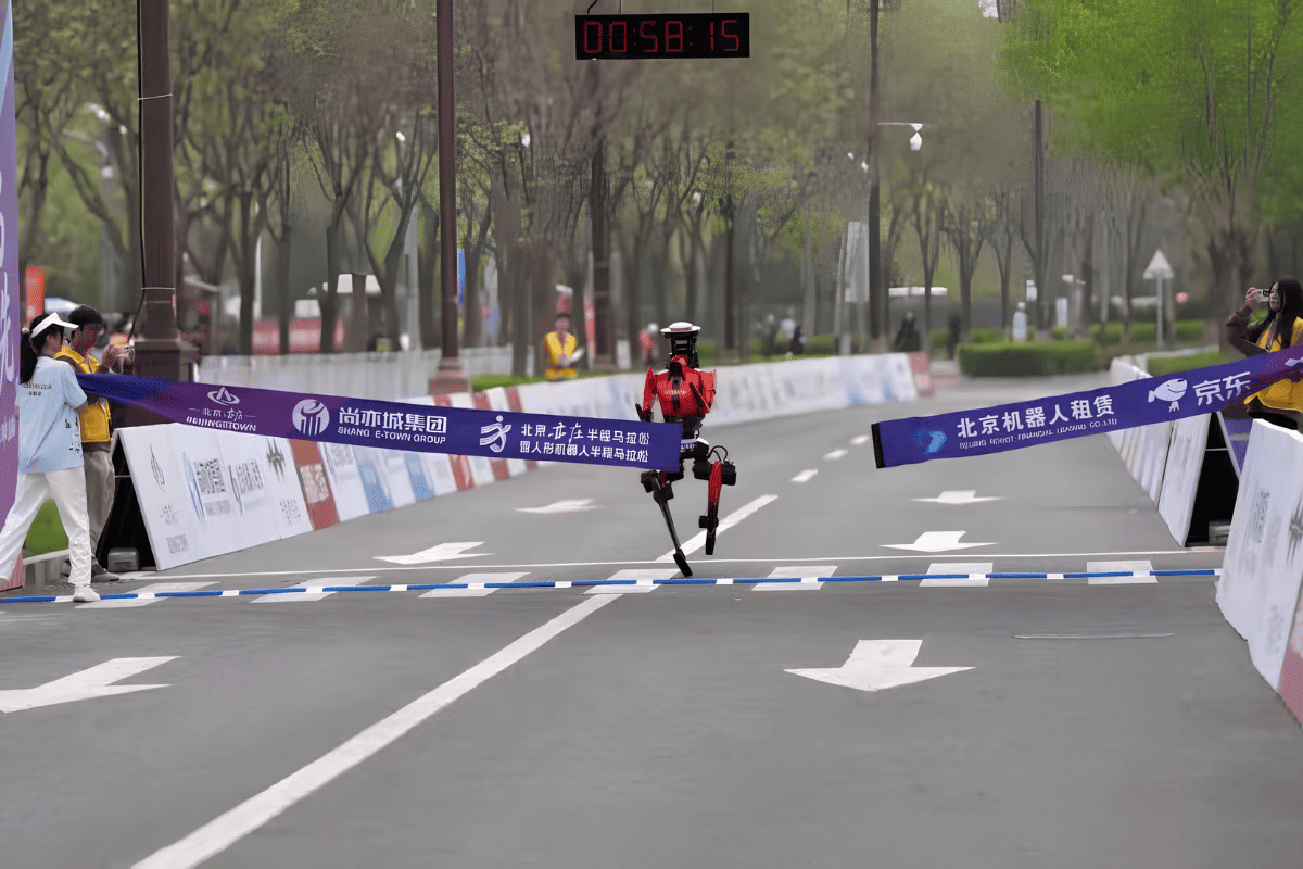 หุ่นยนต์ฮิวแมนนอยด์