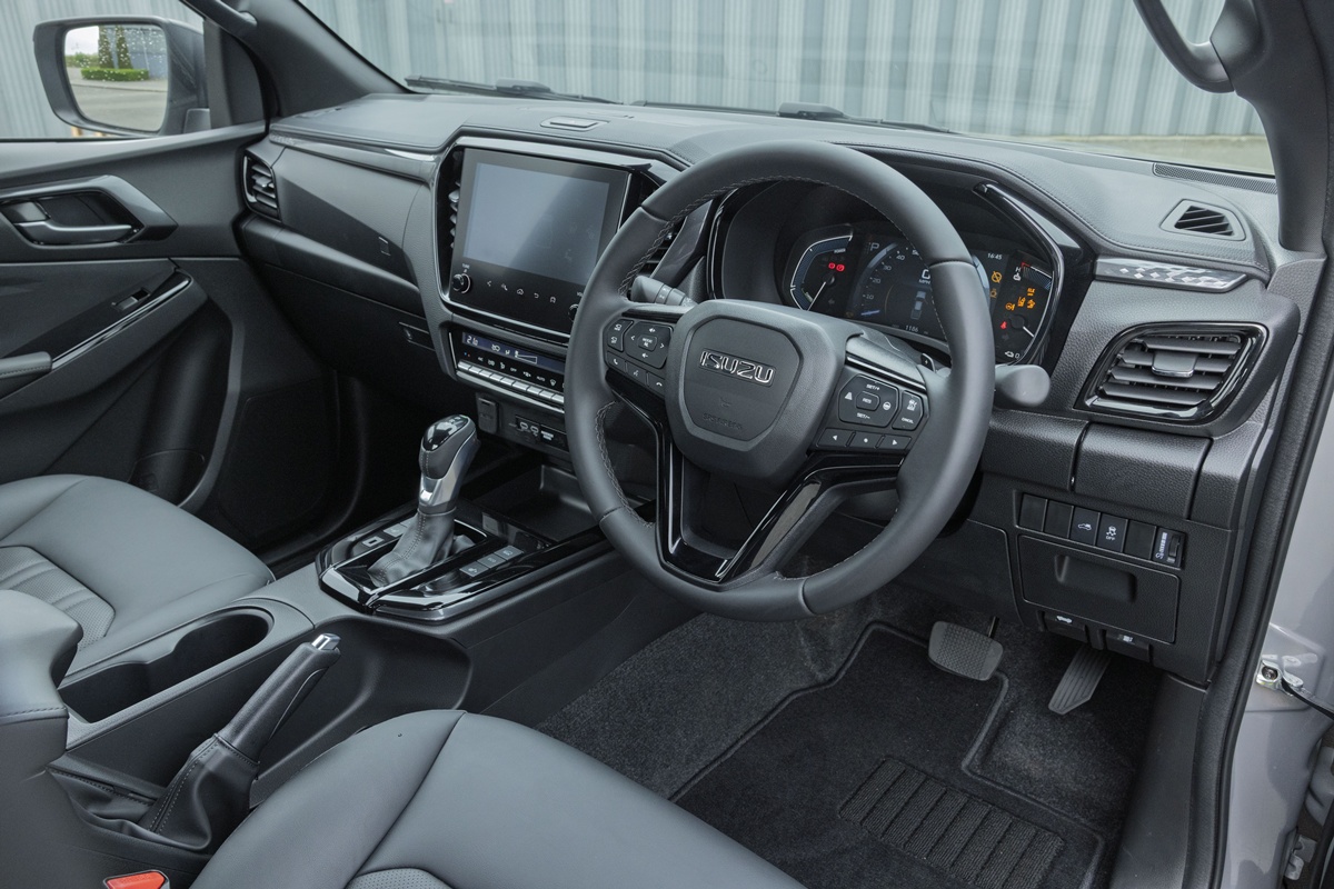 ISUZU D-MAX