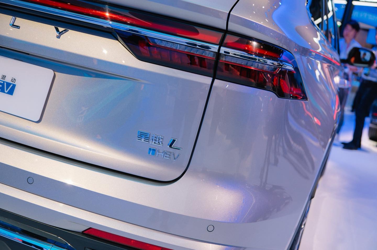 GEELY MONJARO i-HEV