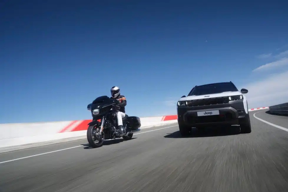 Harley-Davidson และ Jeep