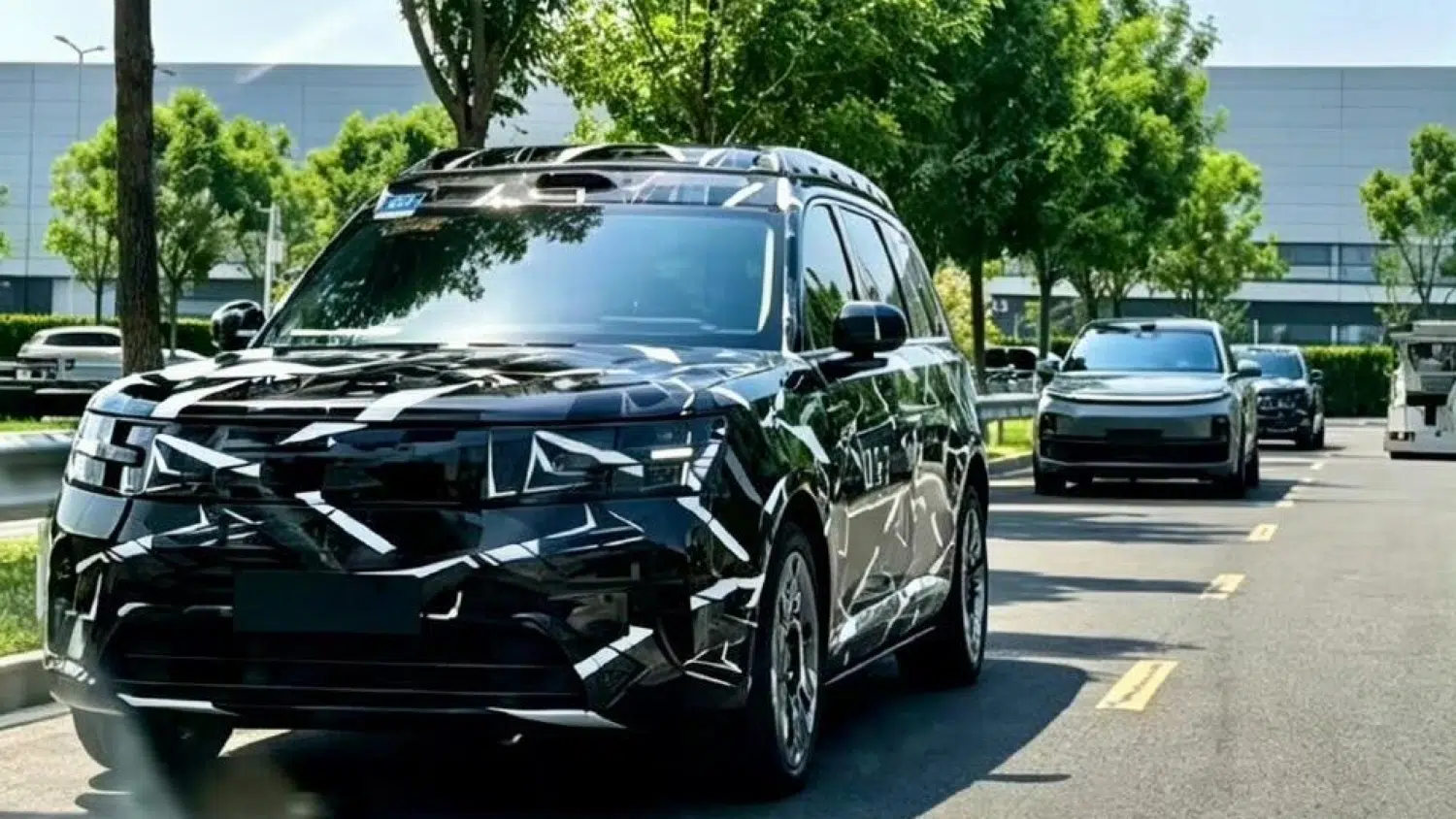 Spy shot Xiaomi Kunlun