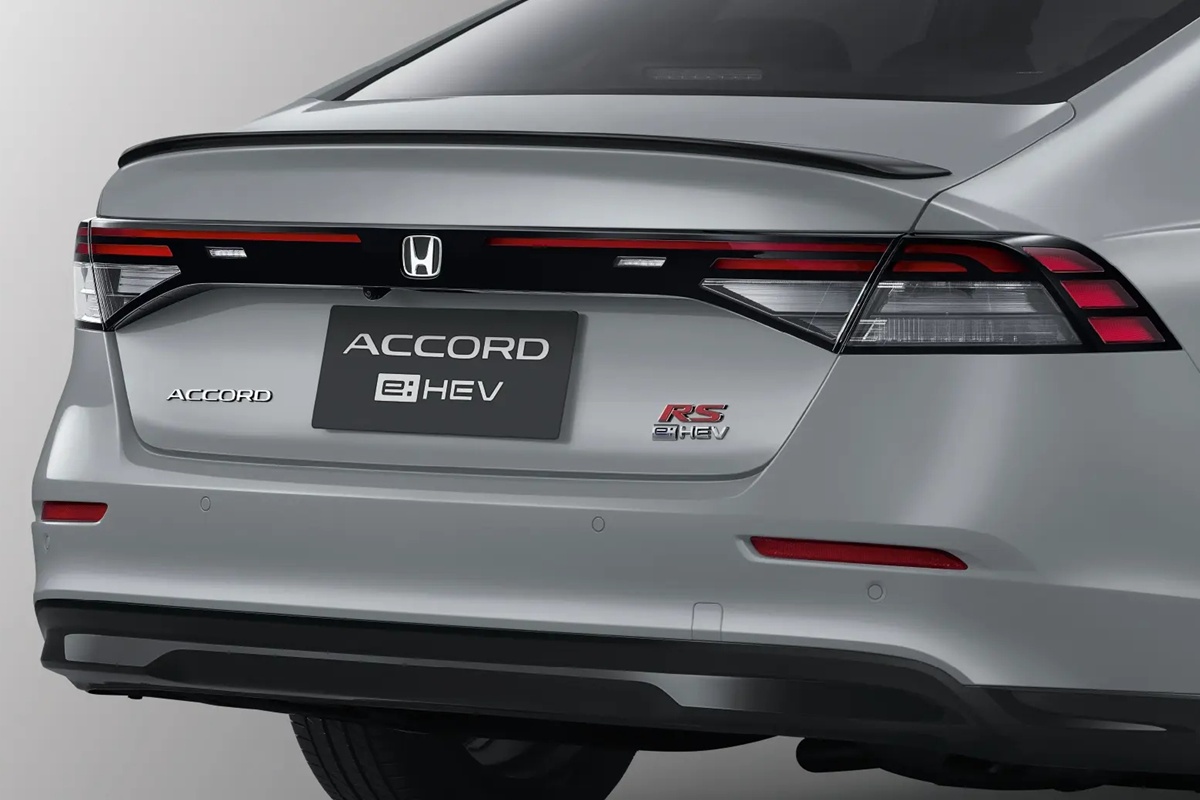 Honda Accord e:HEV 2026