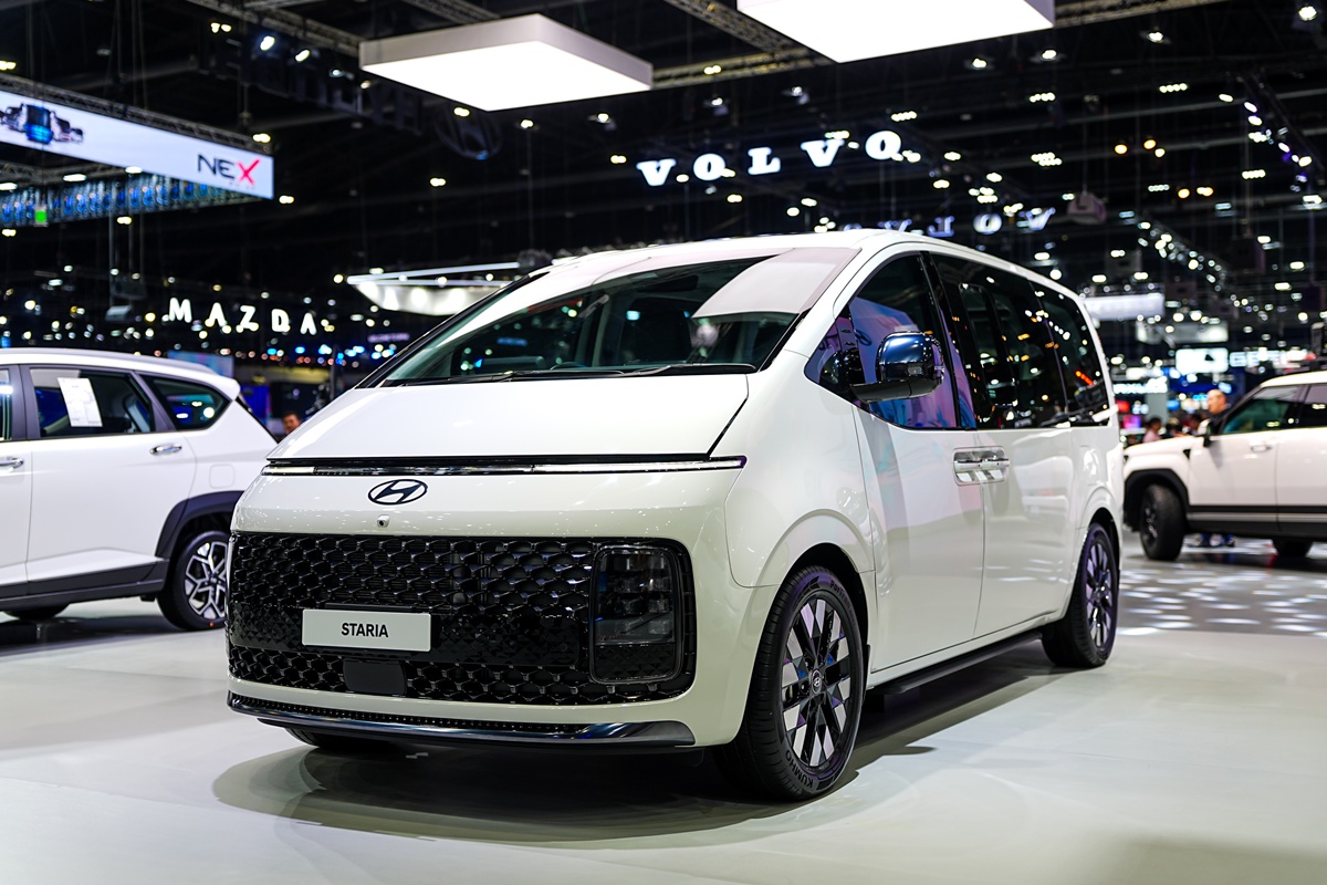 Hyundai STARIA
