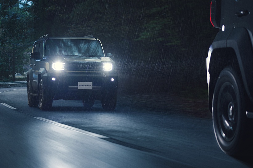 Toyota LAND CRUISER FJ