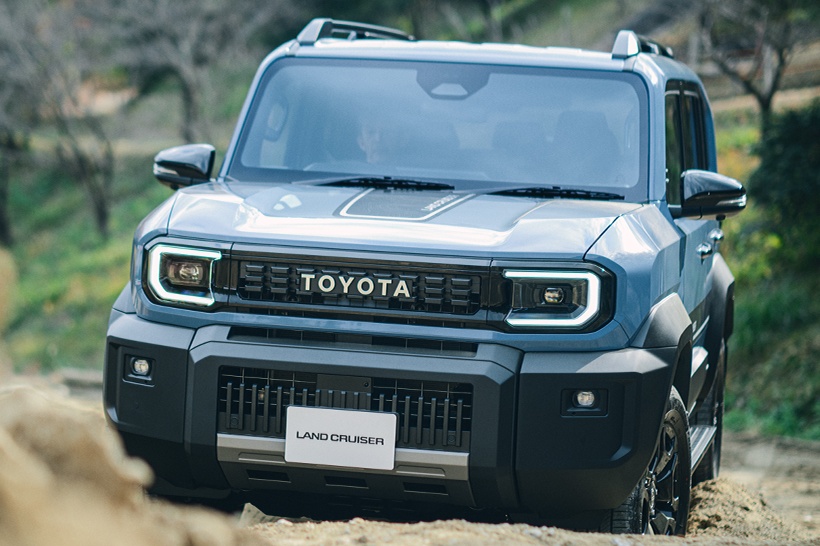 Toyota LAND CRUISER FJ