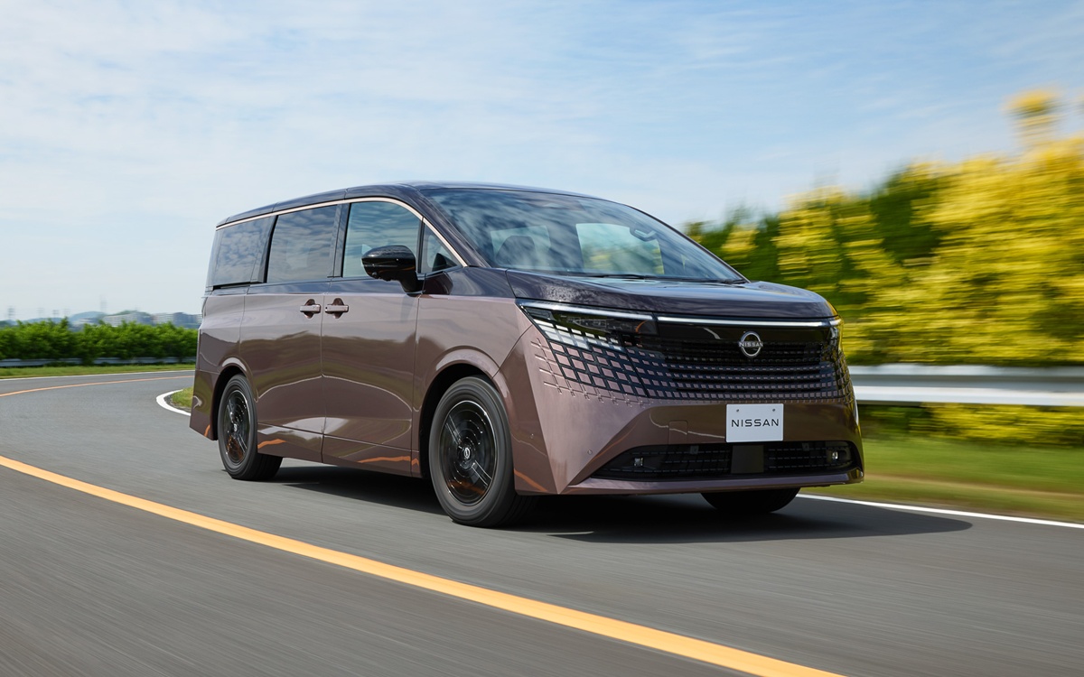 Nissan ELGRAND 2026